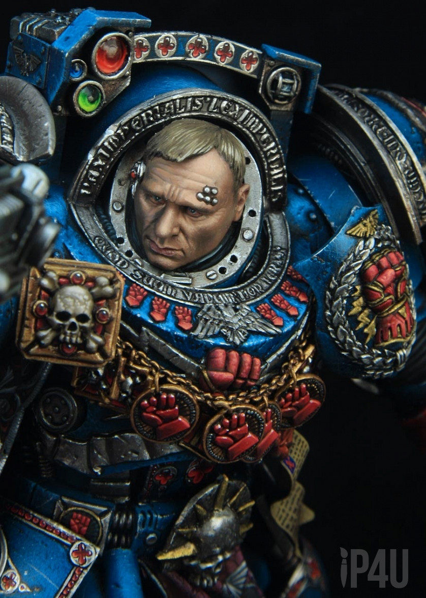 Crimson Fist Terminator Captain 150mm image 6