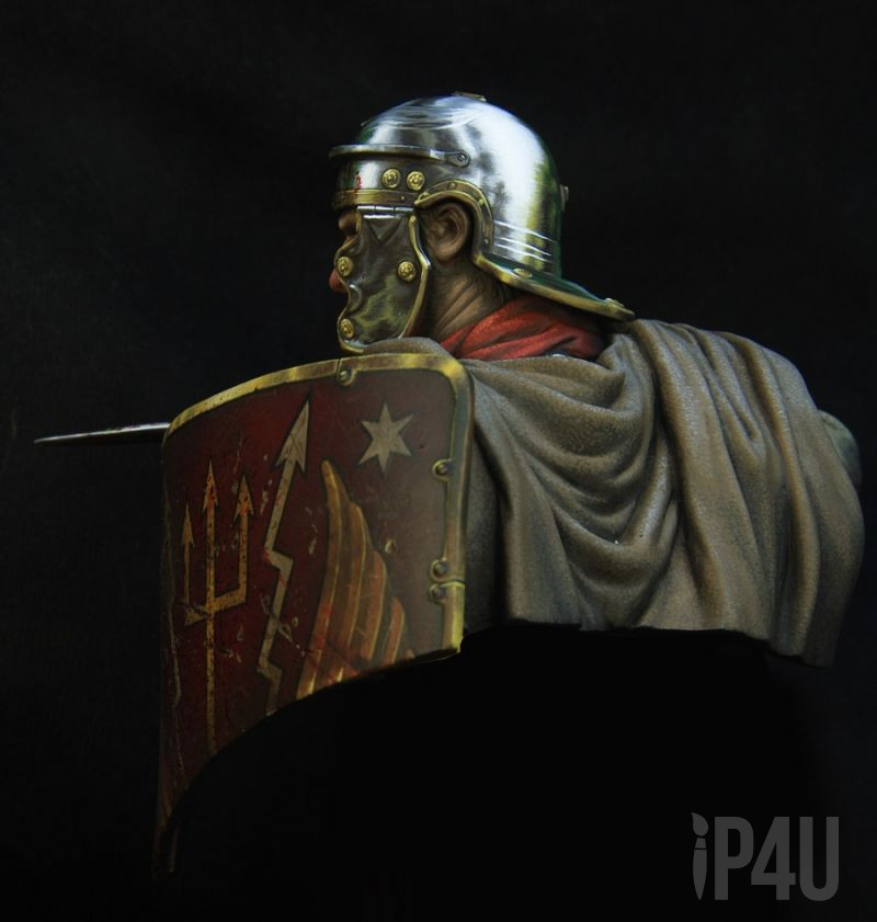 Roman Legionairre 1/10 от Young Miniatures, боксарт image 4