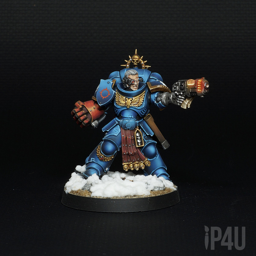 Space marines Ultramarine Lieutenant image 6