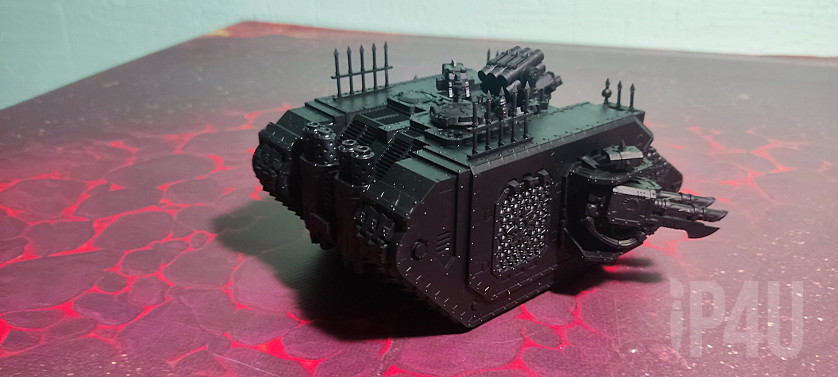 Сhaos Space Marines/World Eaters Land Raider image 4