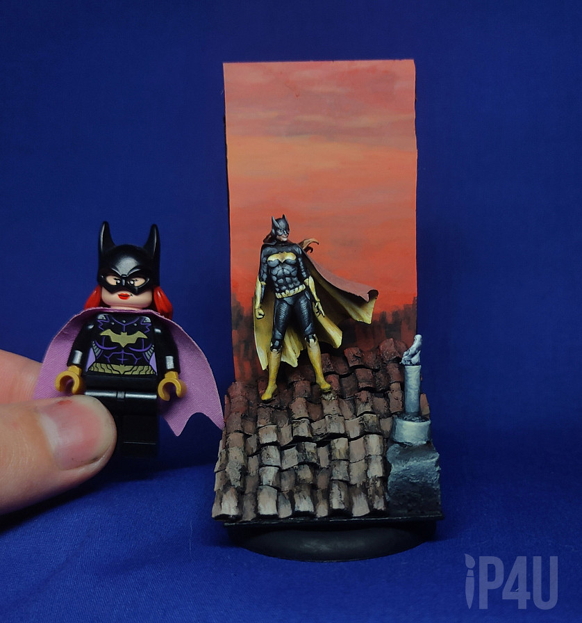 Batgirl Diorama Miniature image 4