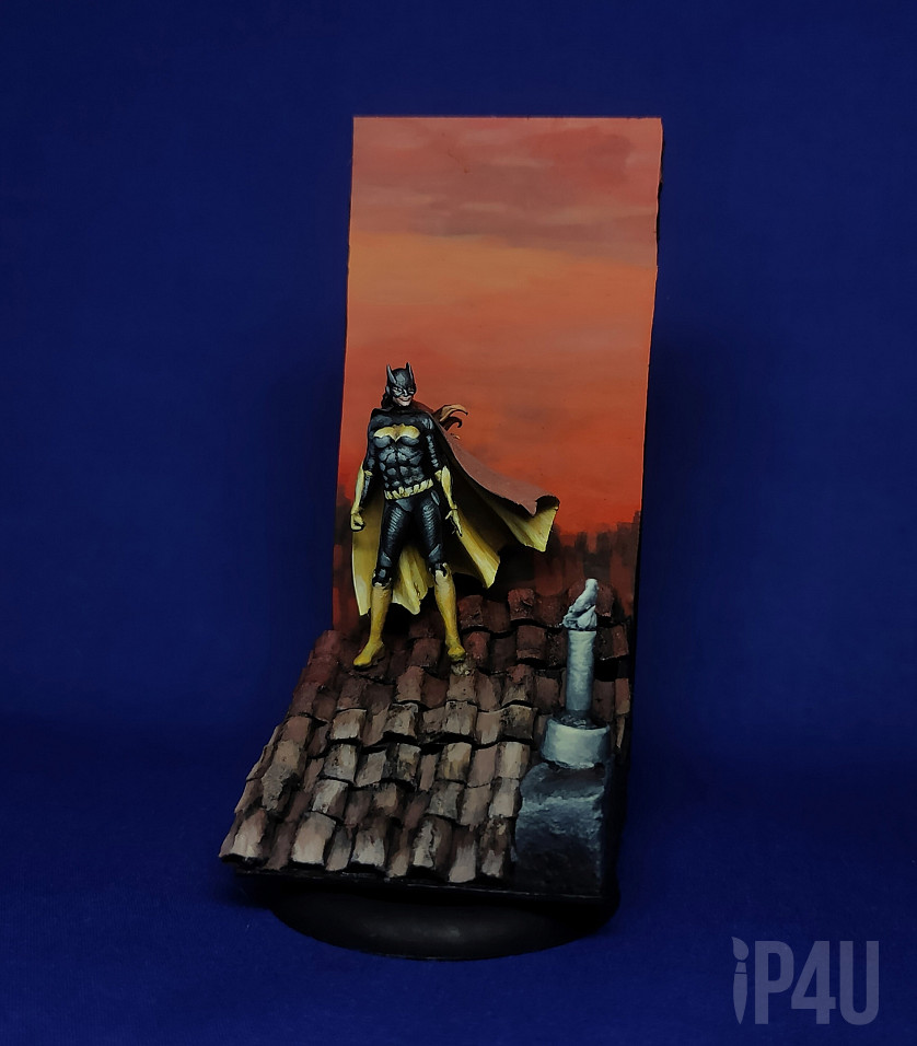 Batgirl Diorama Miniature image 1