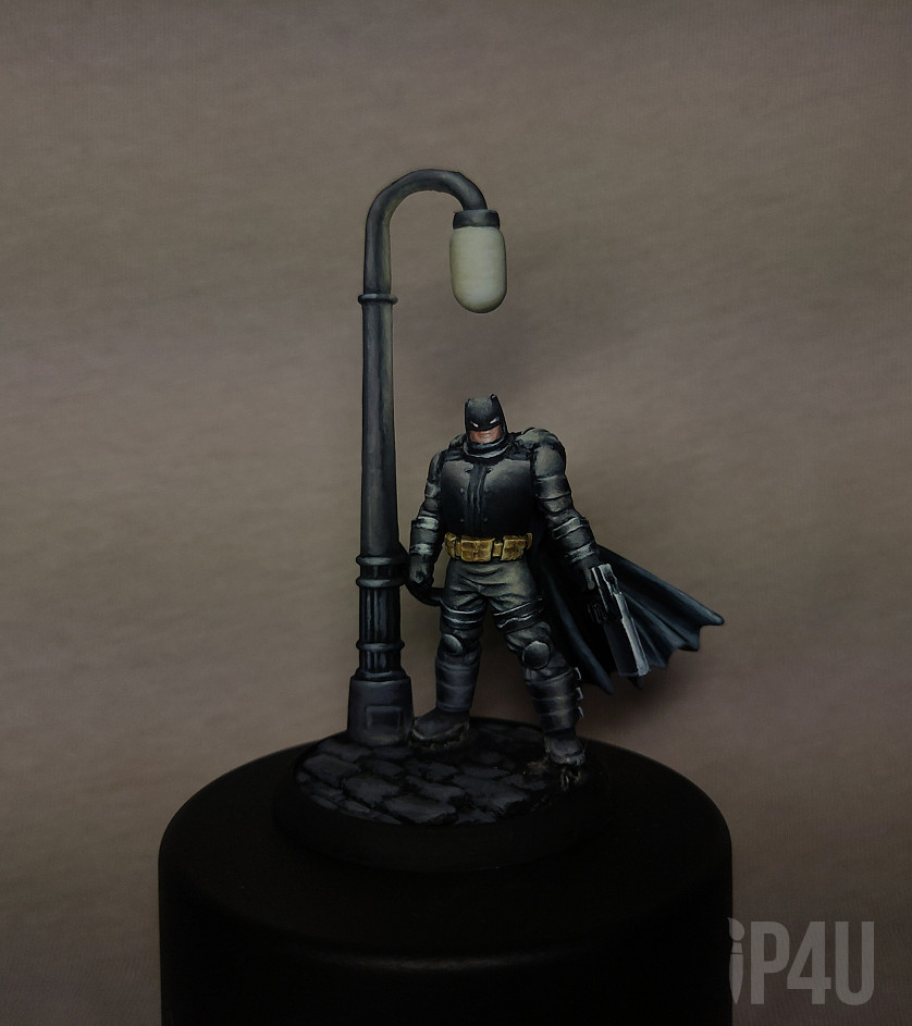 The Dark Knight Returns Miniature image 1