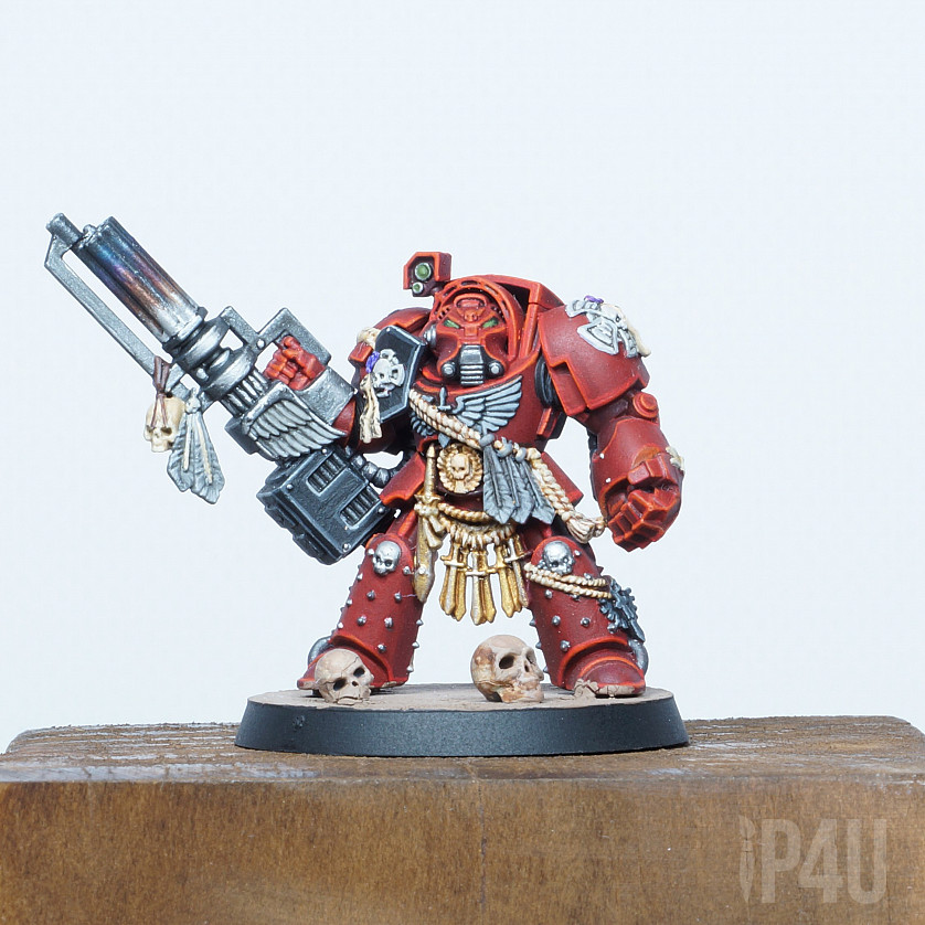 Adeptus Astartes Terminator in red armor image 6