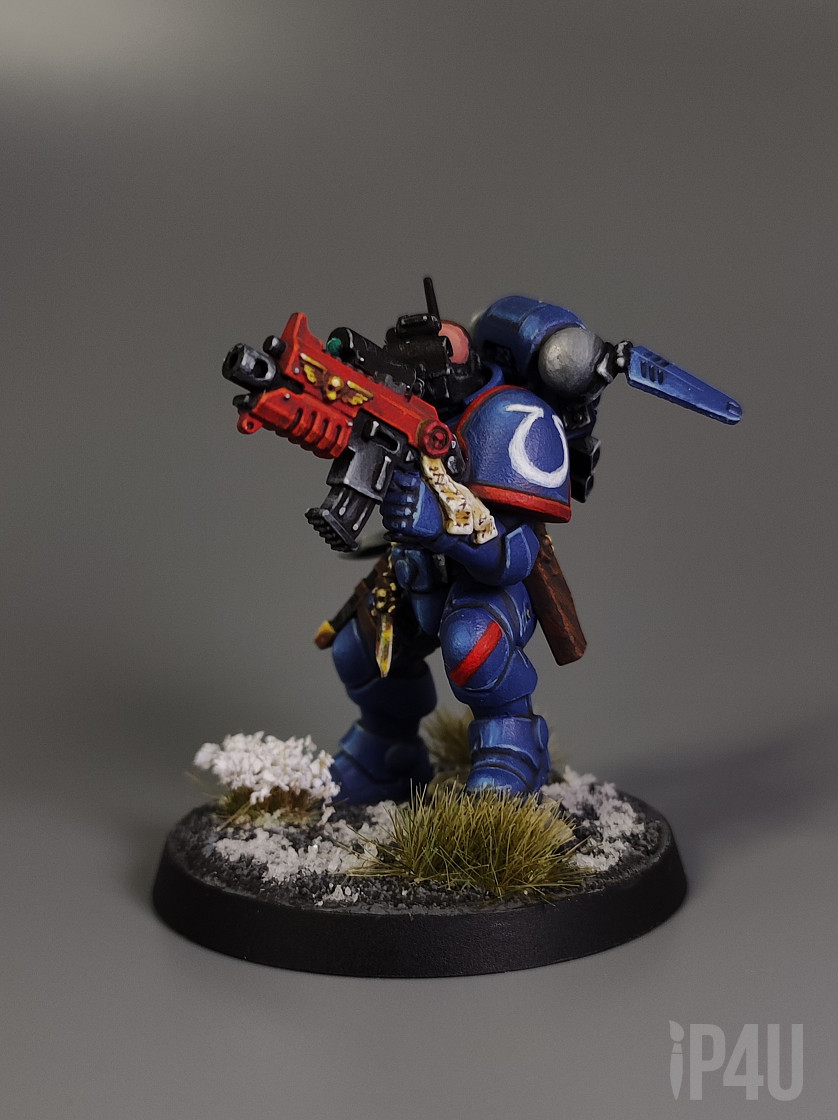 Лейтенант Ультрамаринов в фобос броне image 3