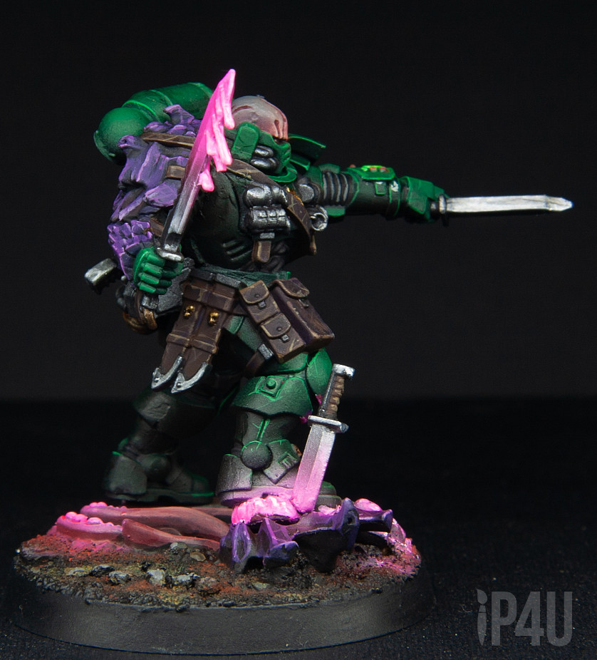 Lieutenant_With_Combi_weapon image 2