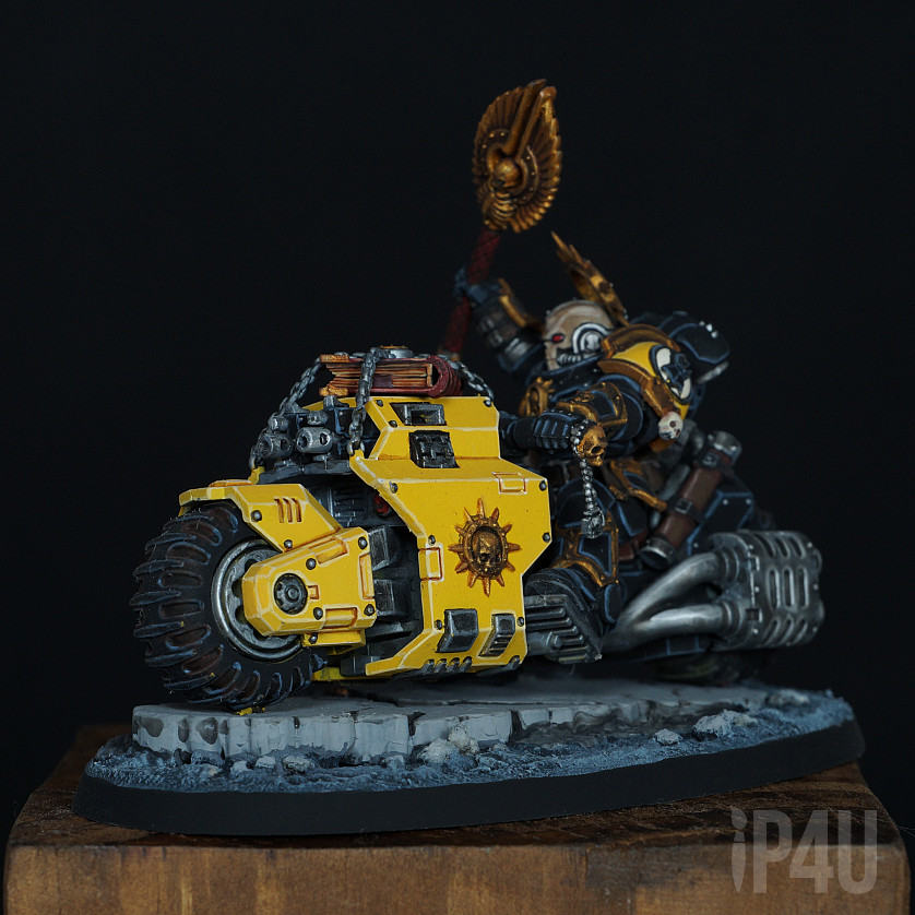Space Marines Primaris Chaplain on Bike image 6